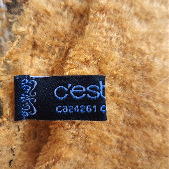 Blanket Scarf - Picture 9 of 10